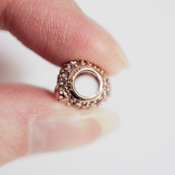 Authentic PANDORA Rose Gold Gleaming Ladybug Heart Charm - Picture 6 of 6